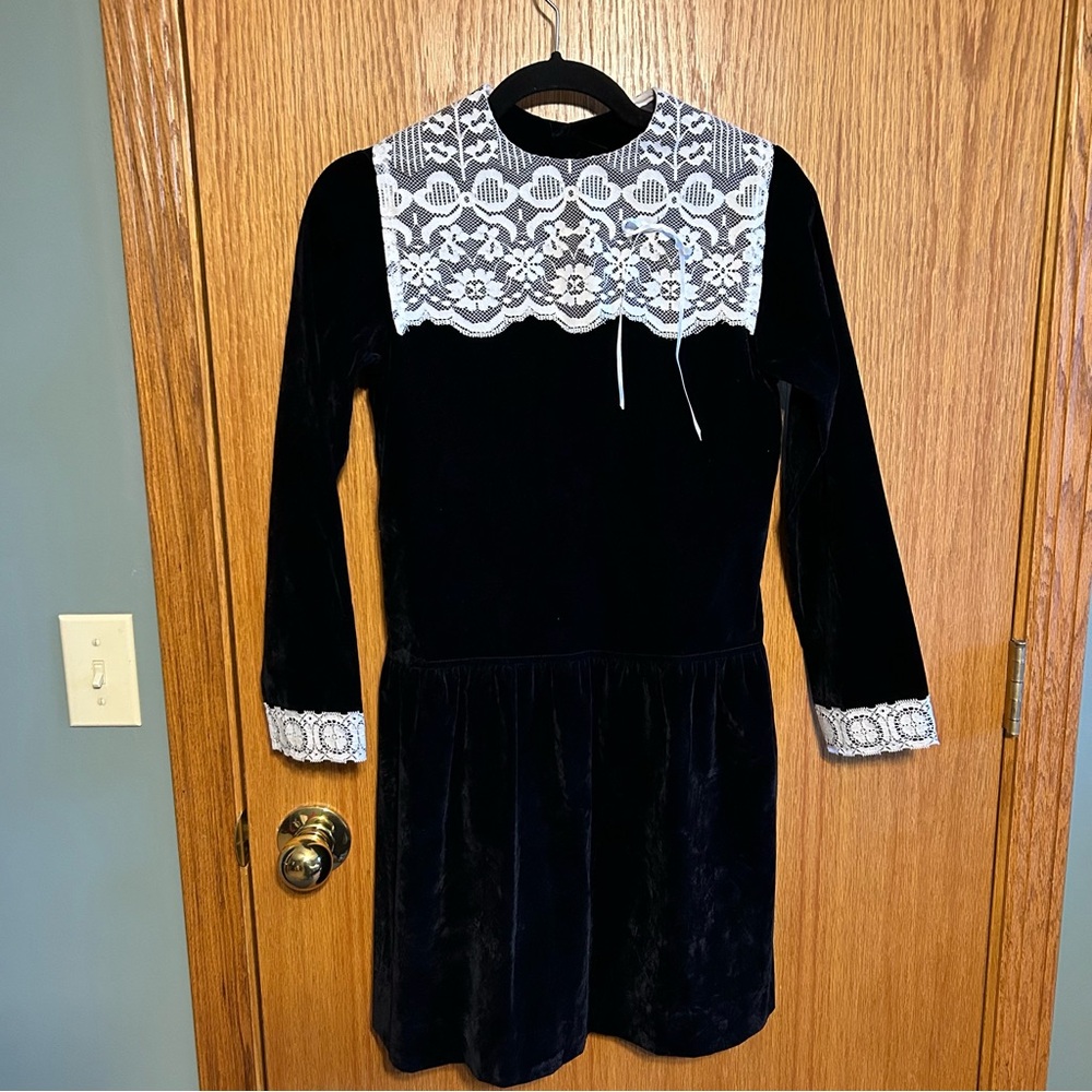 Vintage Girls Cinderella Brand Dress Size 14 Black‎ Velvet, Lace Dress Victorian
